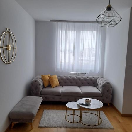 Apartman Lena Apartment Banja Luka Bagian luar foto