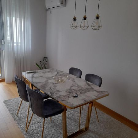 Apartman Lena Apartment Banja Luka Bagian luar foto