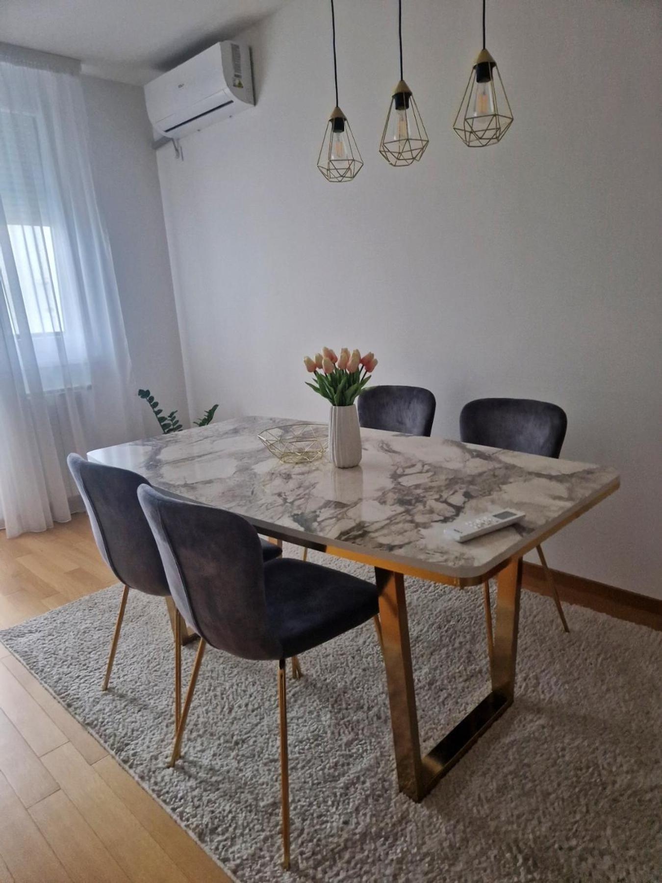 Apartman Lena Apartment Banja Luka Bagian luar foto